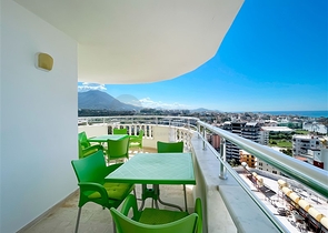 بنتهاوس 3 + 2 مطل على البحر في منطقة توسمور