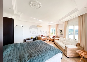 بنتهاوس 3 + 2 مطل على البحر في منطقة توسمور