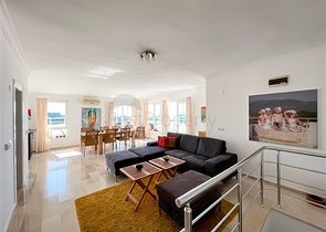 بنتهاوس 3 + 2 مطل على البحر في منطقة توسمور