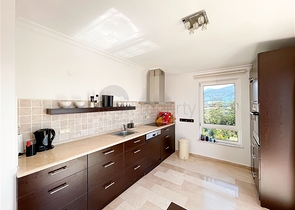 بنتهاوس 3 + 2 مطل على البحر في منطقة توسمور