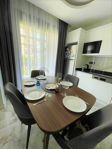 دوبلكس حديقة من طابقين 2 + 1 في منطقة أوبا 