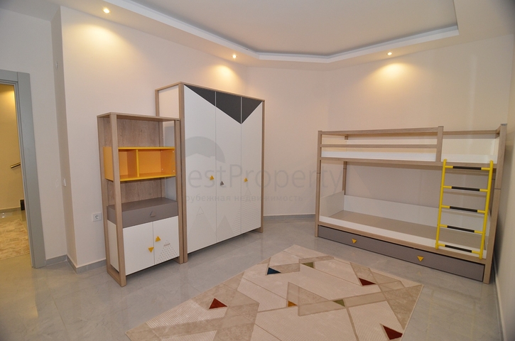 دوبلكس فاخرة -4 غرف وصالة - مفروشة بأناقة -ضمن مجمع انيق -في اوبا / الانيا 