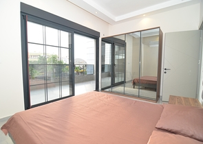 دوبلكس فاخرة -4 غرف وصالة - مفروشة بأناقة -ضمن مجمع انيق -في اوبا / الانيا 