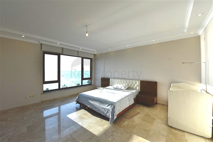 شقة فسيحة من غرفتي نوم على الساحل الأول