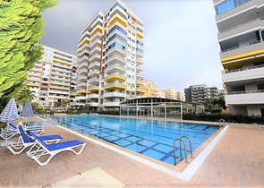 شقة فسيحة من غرفتي نوم على الساحل الأول