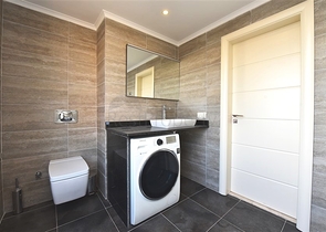 شقة فسيحة من غرفتي نوم على الساحل الأول