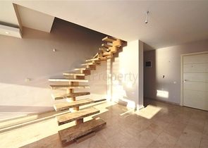 شقة فسيحة من غرفتي نوم على الساحل الأول