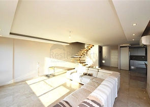 شقة فسيحة من غرفتي نوم على الساحل الأول