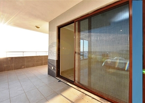 شقة فسيحة من غرفتي نوم على الساحل الأول