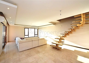 شقة فسيحة من غرفتي نوم على الساحل الأول