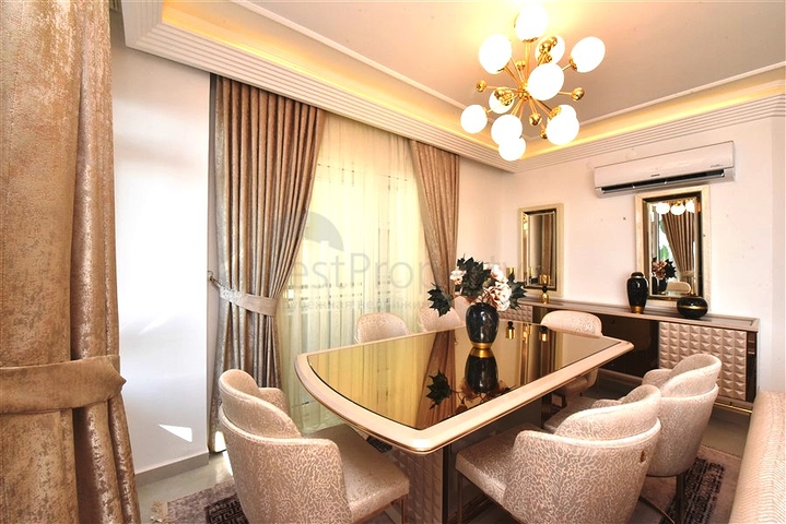 شقة مريحة 2 + 1 مطلة على البحر في توسمورا