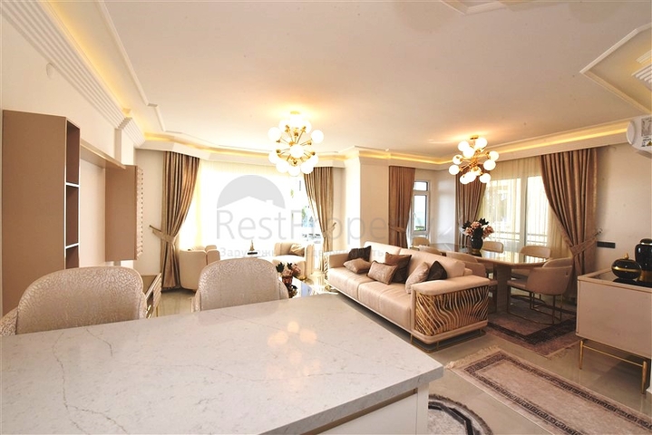 شقة مريحة 2 + 1 مطلة على البحر في توسمورا