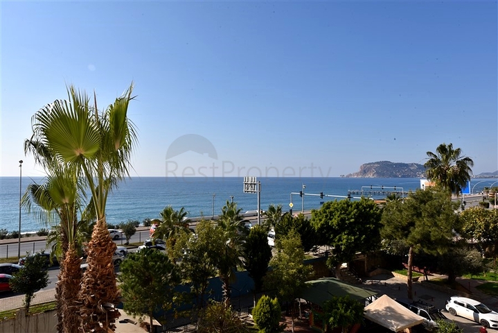 شقة مريحة 2 + 1 مطلة على البحر في توسمورا