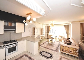 شقة مريحة 2 + 1 مطلة على البحر في توسمورا