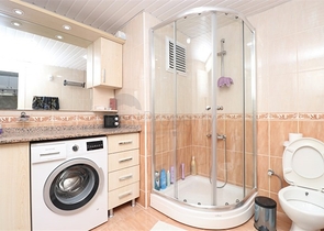 شقة من غرفتي نوم في منطقة شاطئ كليوباترا