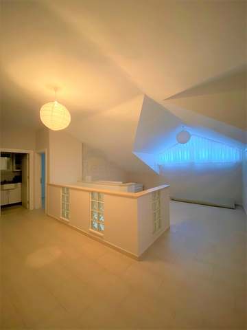 4 + 1 بنتهاوس في منطقة أوبا