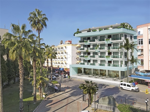 مشروع استثماري في وسط ألانيا ، على بعد 200 متر من البحر 