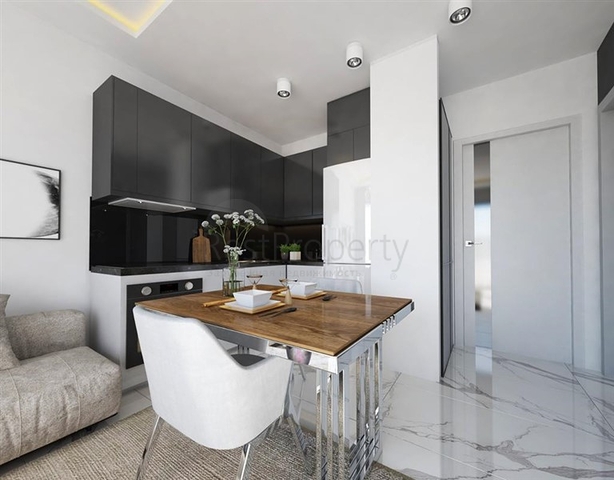 مشروع استثماري في وسط ألانيا ، على بعد 200 متر من البحر 