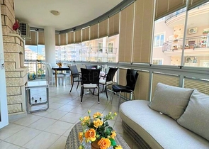 شقة 2+1 في منطقة توسمور بالقرب من البحر 