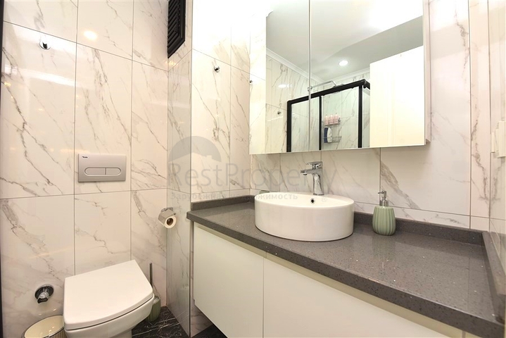 1 + 1 في وسط ألانيا