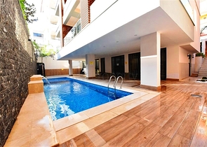 1 + 1 في وسط ألانيا