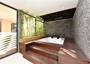 1 + 1 في وسط ألانيا