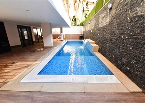 1 + 1 في وسط ألانيا