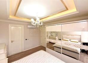 شقة 2+1 في مجمع علوي في وسط ألانيا