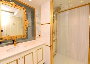 شقة 2+1 في مجمع علوي في وسط ألانيا