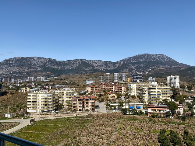 بنتهاوس من ثلاث غرف نوم في مجمع سكني مع بنية تحتية