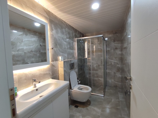 بنتهاوس من ثلاث غرف نوم في مجمع سكني مع بنية تحتية