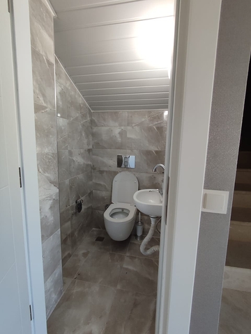 بنتهاوس من ثلاث غرف نوم في مجمع سكني مع بنية تحتية