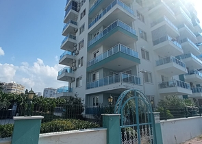 بنتهاوس من ثلاث غرف نوم في مجمع سكني مع بنية تحتية