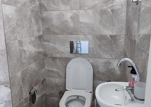 بنتهاوس من ثلاث غرف نوم في مجمع سكني مع بنية تحتية