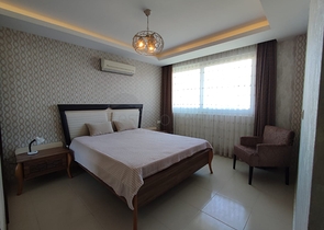 بنتهاوس من ثلاث غرف نوم في مجمع سكني مع بنية تحتية