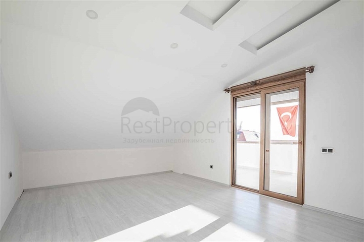 بنتهاوس 3+1 في منطقة أوبا