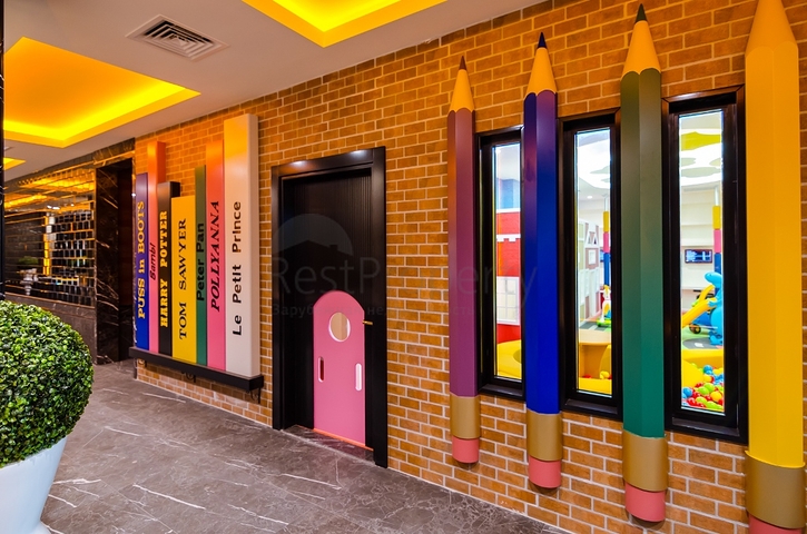 2 + 1 في المجمع المتميز