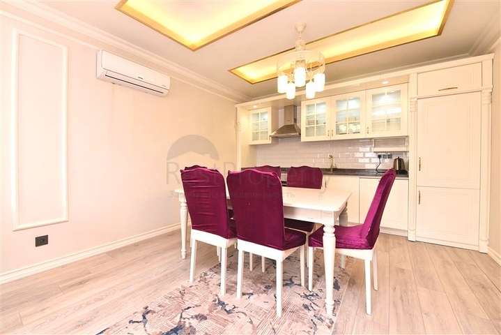 2 + 1 في المجمع المتميز