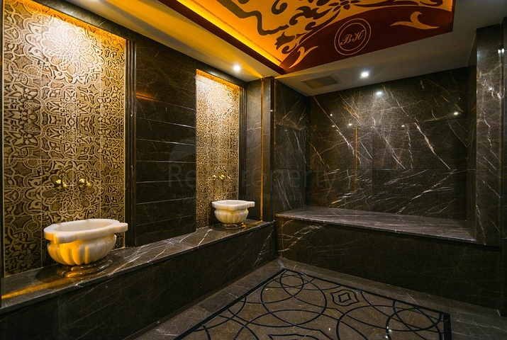 2 + 1 في المجمع المتميز