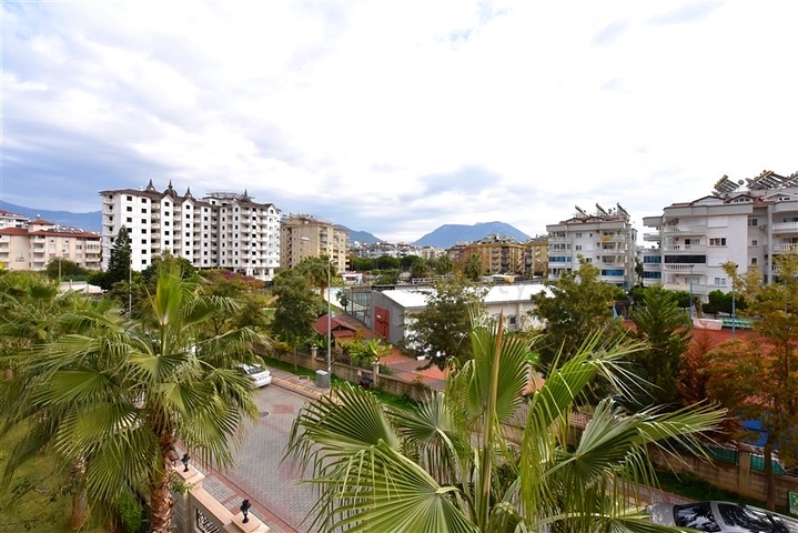 2 + 1 في المجمع المتميز