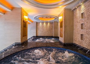 2 + 1 في المجمع المتميز