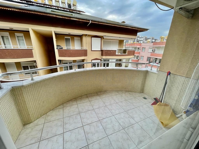 بنتهاوس كبير في أوبا بالقرب من البحر  