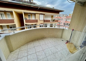 بنتهاوس كبير في أوبا بالقرب من البحر  