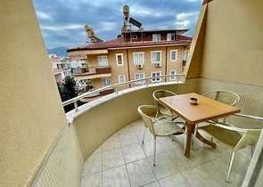 بنتهاوس كبير في أوبا بالقرب من البحر  