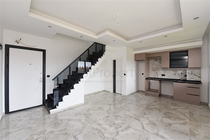 2 + 1 بنتهاوس في منطقة أوبا 