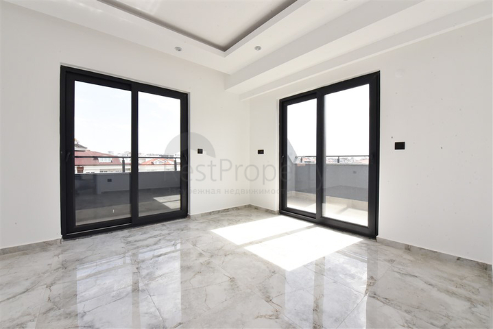 2 + 1 بنتهاوس في منطقة أوبا 