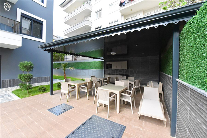 2 + 1 بنتهاوس في منطقة أوبا 