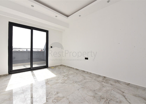 2 + 1 بنتهاوس في منطقة أوبا 