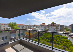 2 + 1 بنتهاوس في منطقة أوبا 