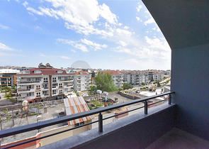 2 + 1 بنتهاوس في منطقة أوبا 